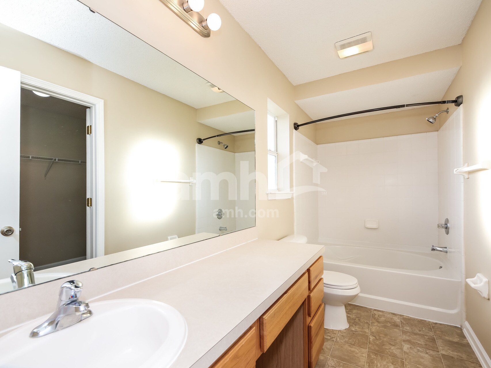 Building Photo - 96036 Starlight Ln