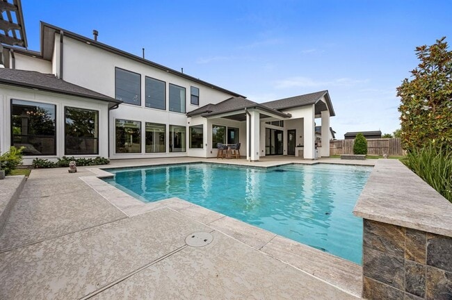 Building Photo - 27927 Indigo Ridge Dr
