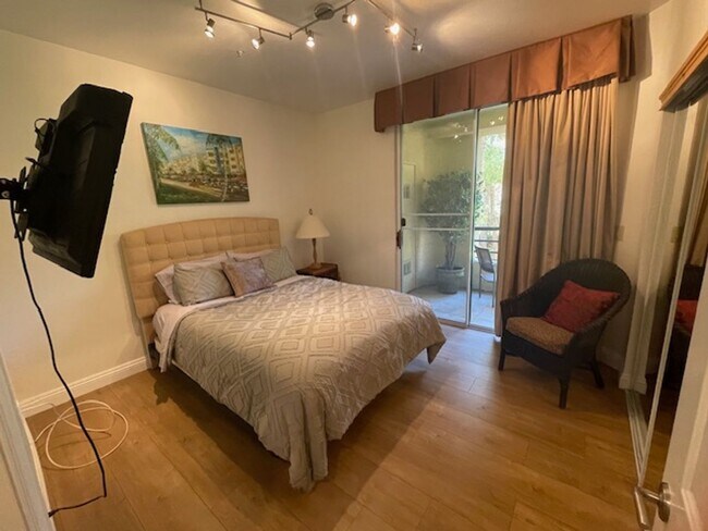 Building Photo - Meridian 2 Bd / 2 Ba with Laminate Flooring in Living Room & Bedroom Areas