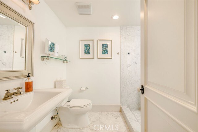 Building Photo - 480 Cress St