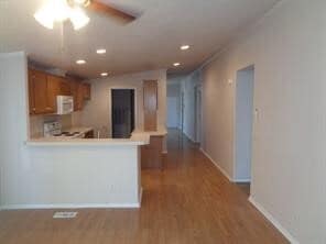 Building Photo - 10207 Elderberry Park Ln