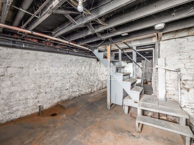 Building Photo - 451 S 22nd St