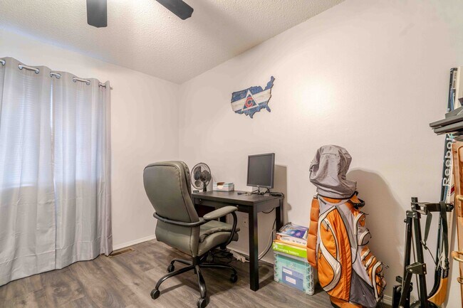 Building Photo - 6611 Proud Eagle Ct