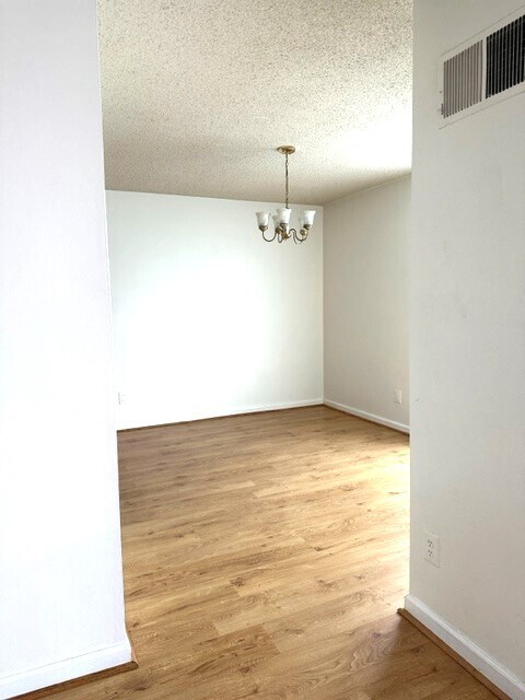 Building Photo - 2311 Pimmit Dr