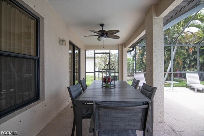 Building Photo - 5023 Agualinda Blvd