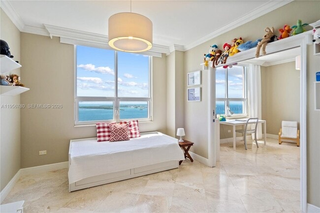 Building Photo - 808 Brickell Key Dr