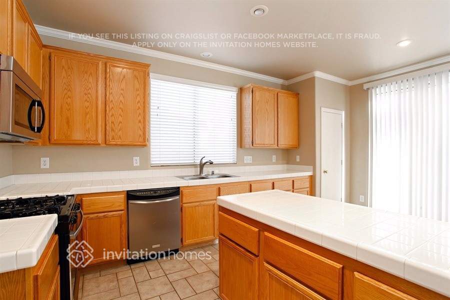 Building Photo - 1283 Dove Tree Ct