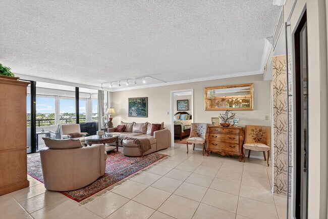 Building Photo - 3589 S Ocean Blvd