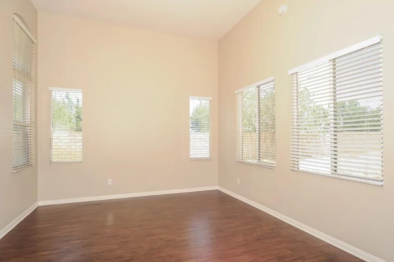 Building Photo - 39410 Indigo Sky Ave