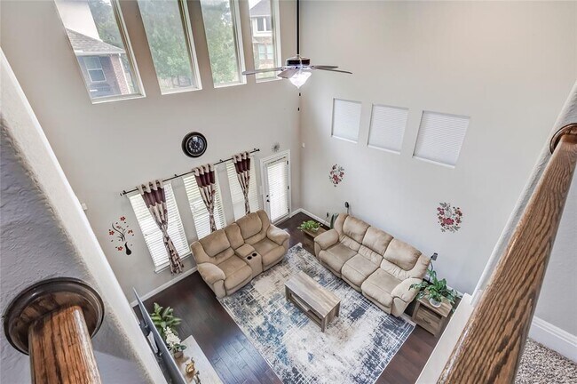 Building Photo - 4424 Casa Robles Dr