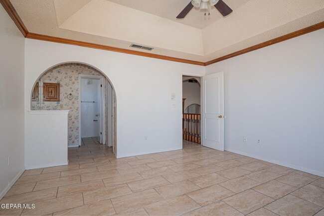 Building Photo - 11241 Beach Front Dr