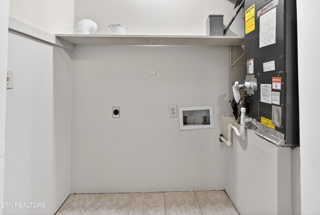 Building Photo - 1426 Mountain Ranch Rd