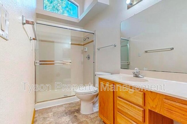 Building Photo - 4701 Plume Rd NW