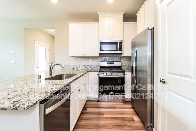 Building Photo - 4062 Southampton St