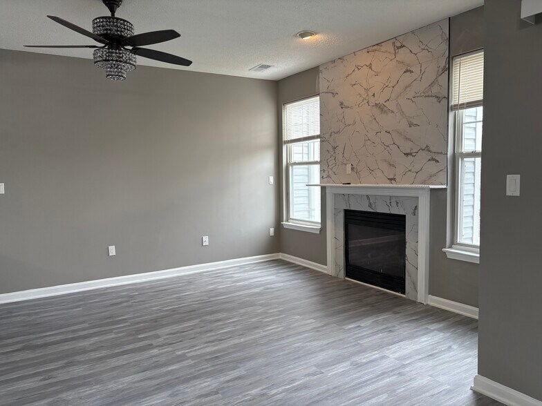 Building Photo - 7416 Hindon Cir