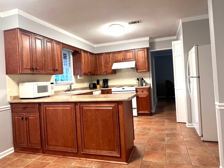 Another view of the kitchen - 902 Penn Waller Rd