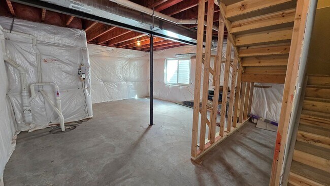Building Photo - 11101 Willmore Dr