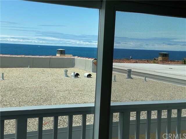 Building Photo - 2509 Bayview Dr