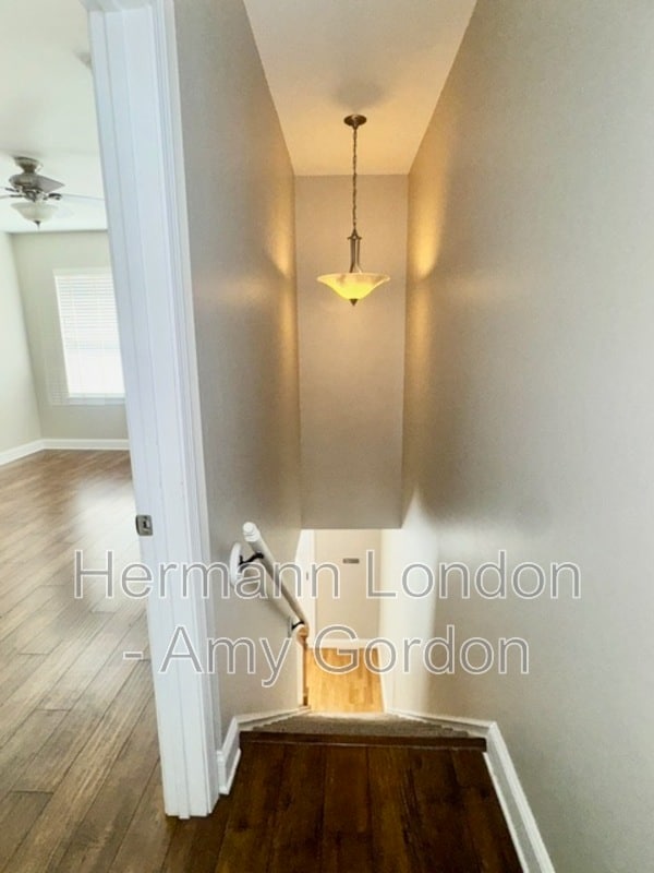 Building Photo - 2145 Victor St