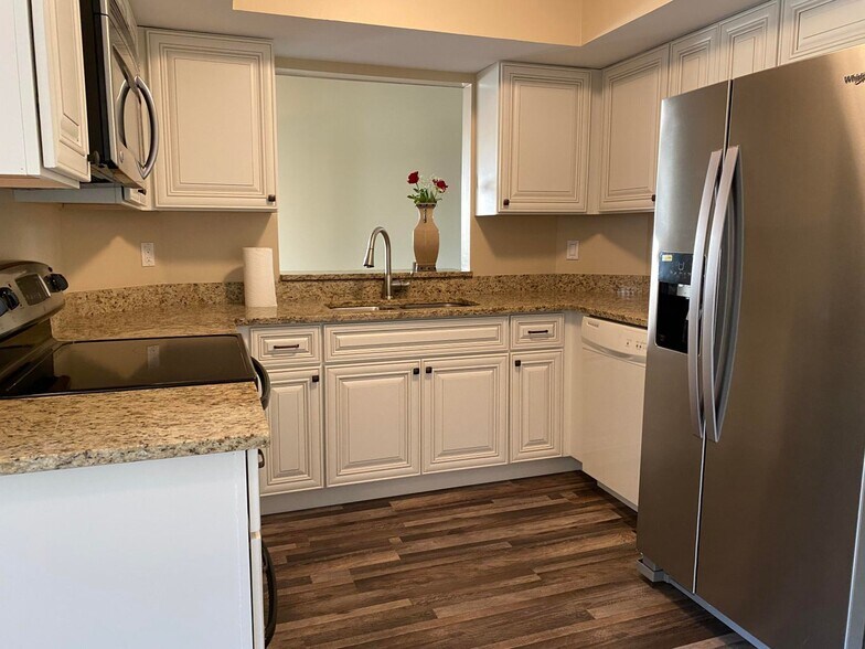 Building Photo - 7908 Seville Pl