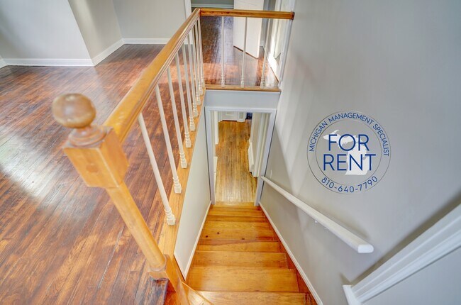 Building Photo - 708 Fremont St