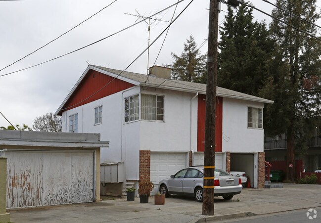 Building Photo - 1085 Eugene Ave