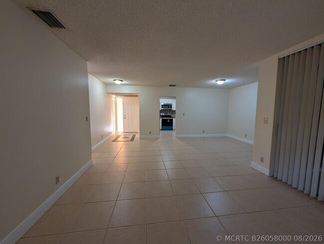 Building Photo - 3830 Coral Tree Cir