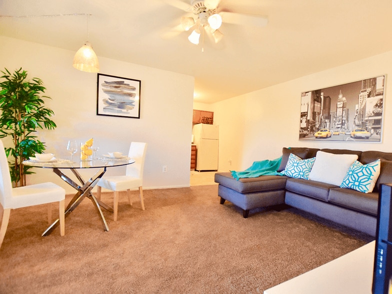 Woodman Park 4996 Woodman Park Dr Dayton OH 45432 Apartment Finder