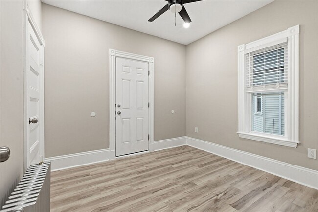 Building Photo - 43 Lonsdale St