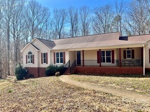 Building Photo - 7809 Deer Trail