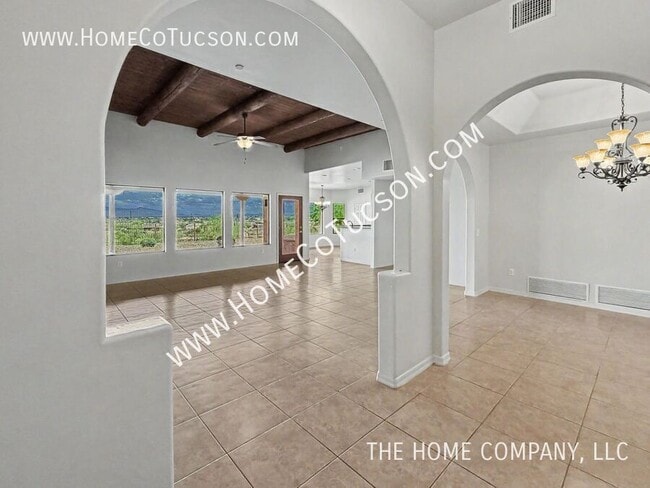 Building Photo - 5544 N Palo Verde Vista Pl