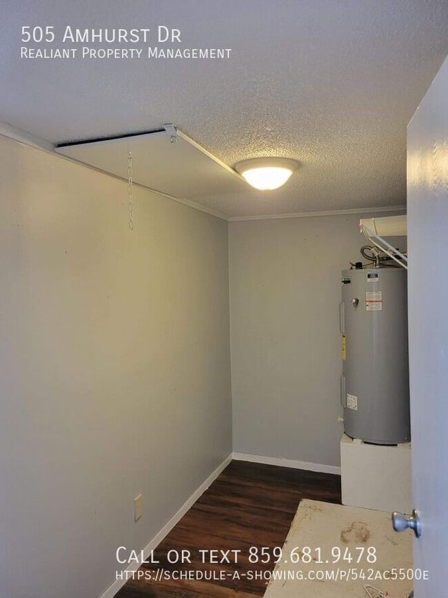 Building Photo - 505 Amhurst Dr