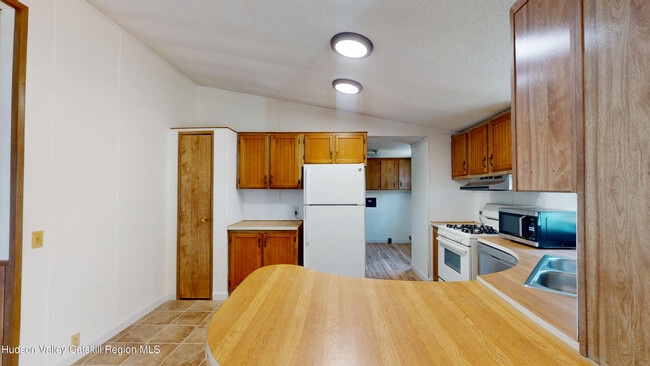 Building Photo - 12925 US-9W