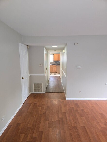 Building Photo - 346 E Rimini Ct
