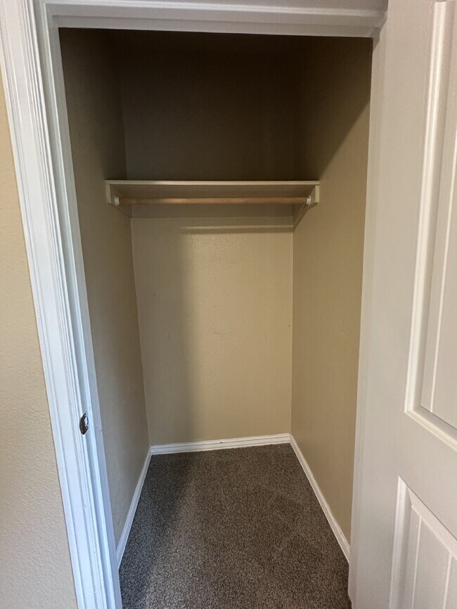 Building Photo - 10151 W Rifleman Ln