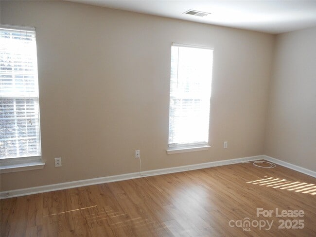 Building Photo - 8145 Millwright Ln