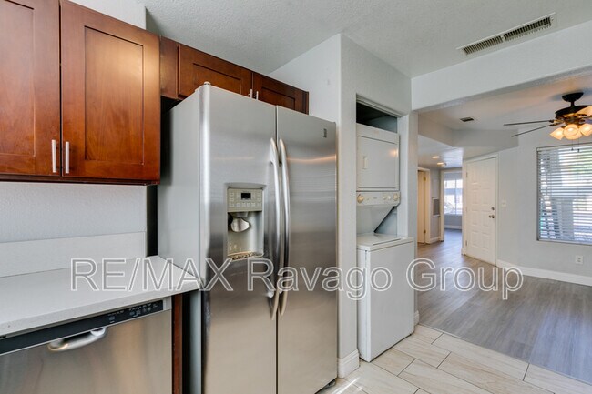 Building Photo - 1550 Jamielinn Ln