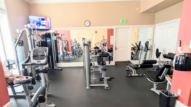 Building Photo - 750 N Tamiami Trl