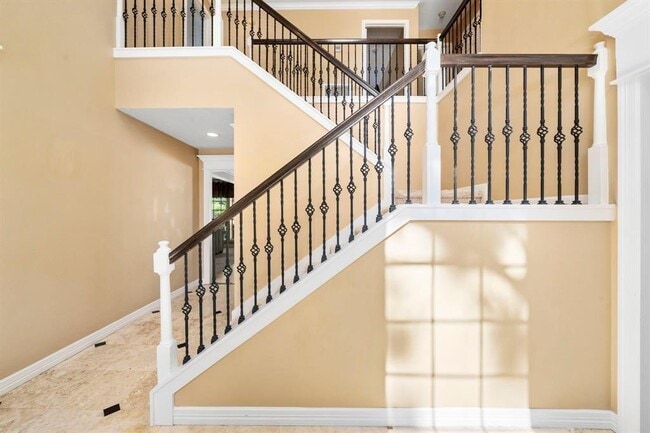 Building Photo - 4111 Rock Springs Dr