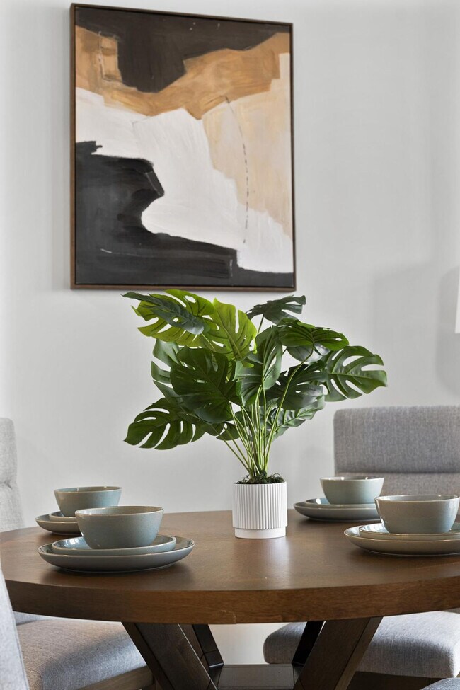 Building Photo - 280 Western Ave