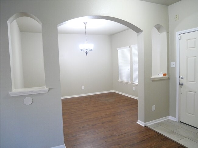 Building Photo - 1739 Nichole Woods Dr