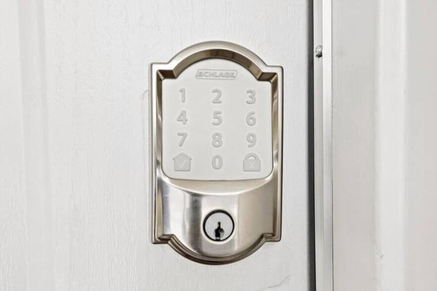 Building Photo - 623 Autumn Pl