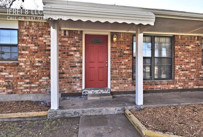 Building Photo - 12610 E 18th Pl