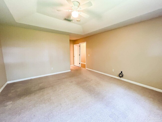 Building Photo - 1415 Tender Oaks Ln