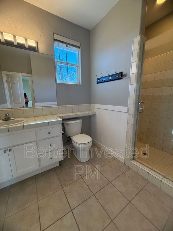 Building Photo - 2455 Prairie Ln