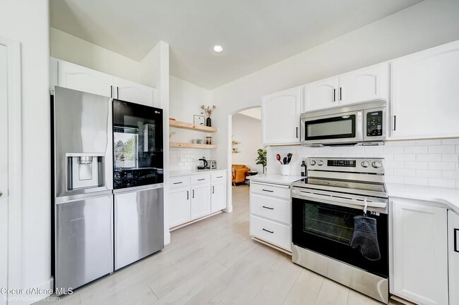 Building Photo - 2766 W Loire Dr