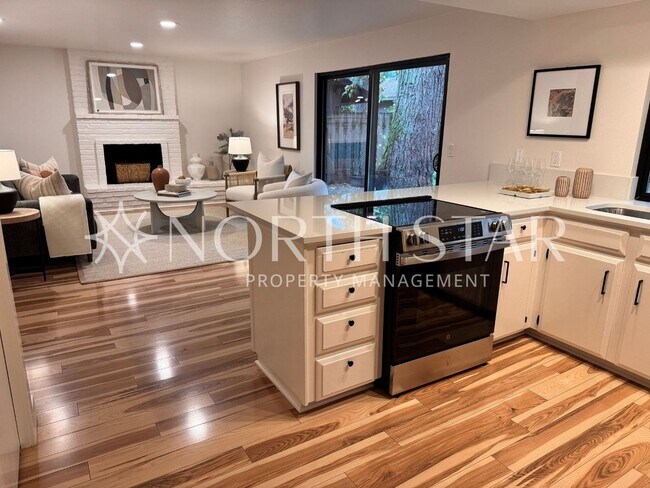 Building Photo - Remodeled Single Level Living.