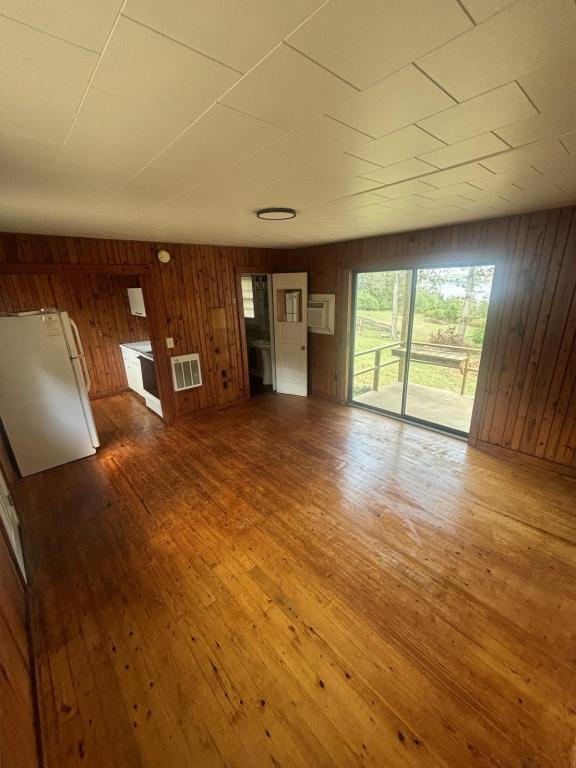 Building Photo - 1527 Cranfield Rd