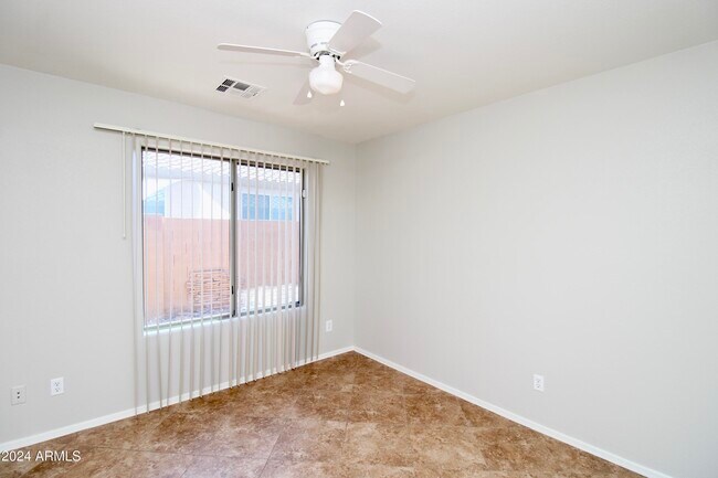 Building Photo - 2389 W Gold Dust Ave