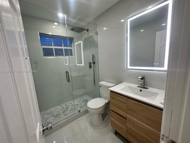 Building Photo - 1270 NW 111th St